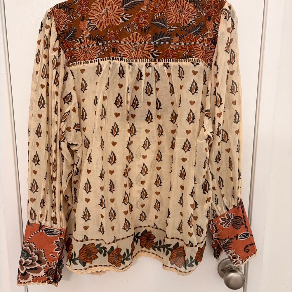 FARM Rio Multicolor Floral Blouse - Picture 5 of 6